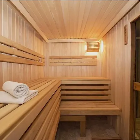 Orlova Skala Holiday Village Lopyan