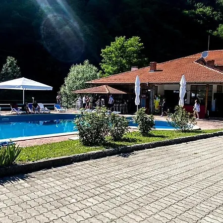 Orlova Skala Holiday Village Hotel Lopyan